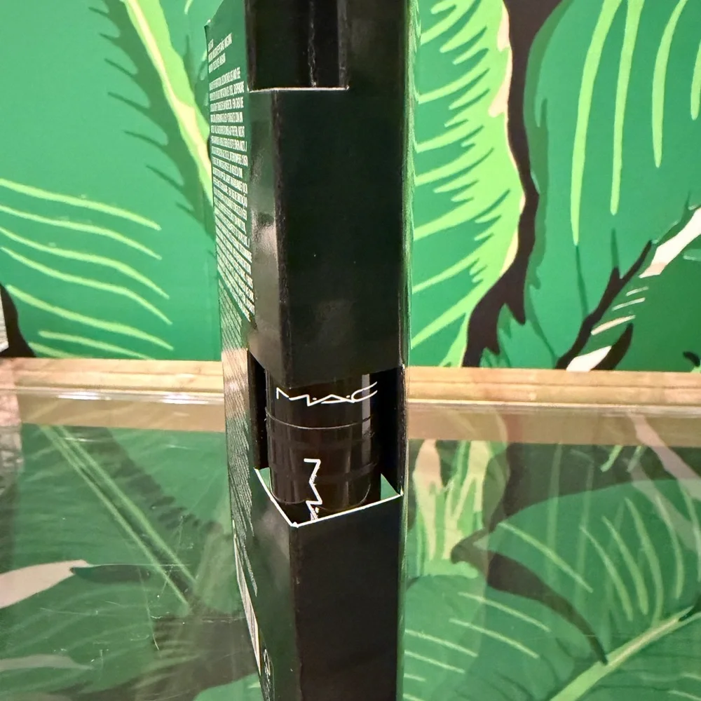 MAC Stack Mascara Superstack Mega Brush Black Mini 3ml NWT